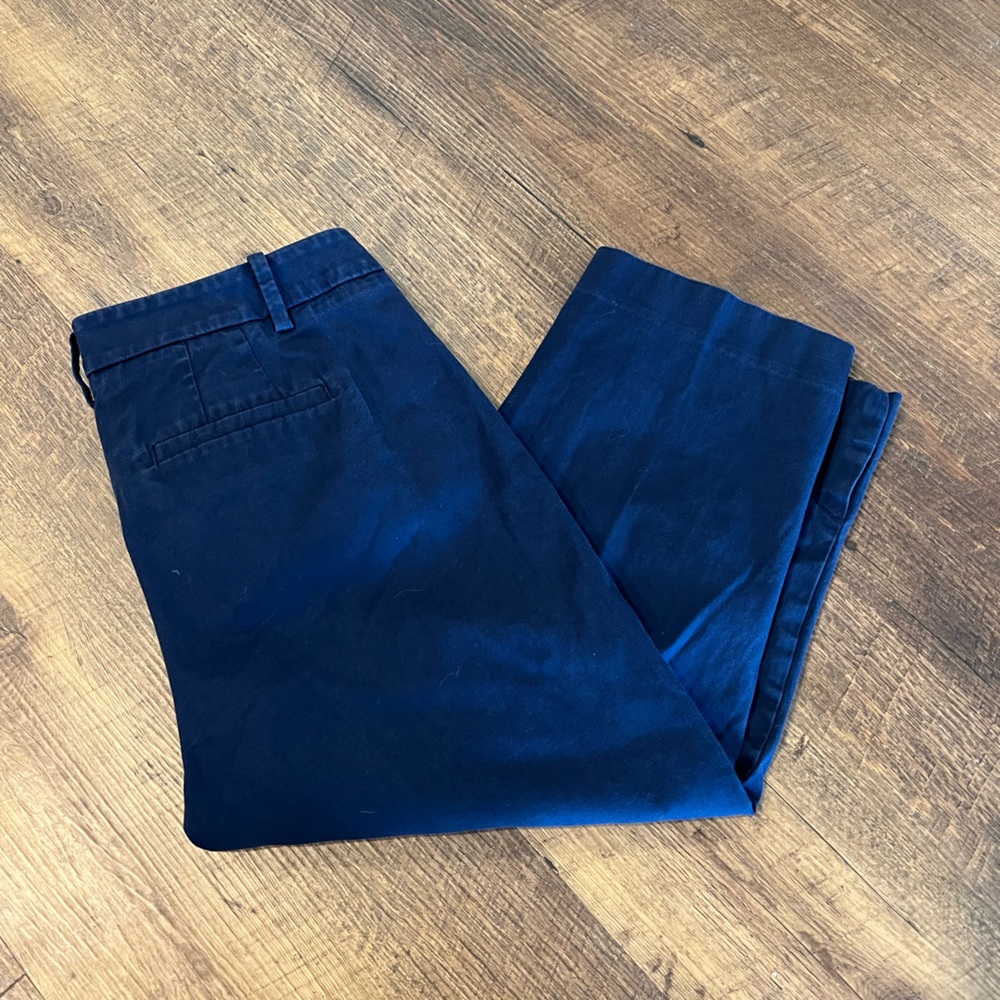 TALBOTS Perfect Skimmer Pant womens sz 4P navy blue chino capri cropped midrise
